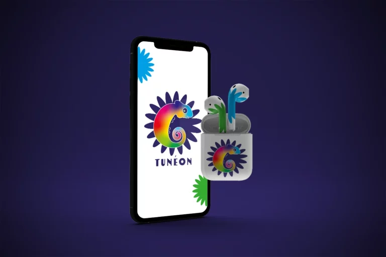 Logo Tunéon affiché sur smartphone et écouteur, design par Rachel Niveau, infographiste UI à Niort